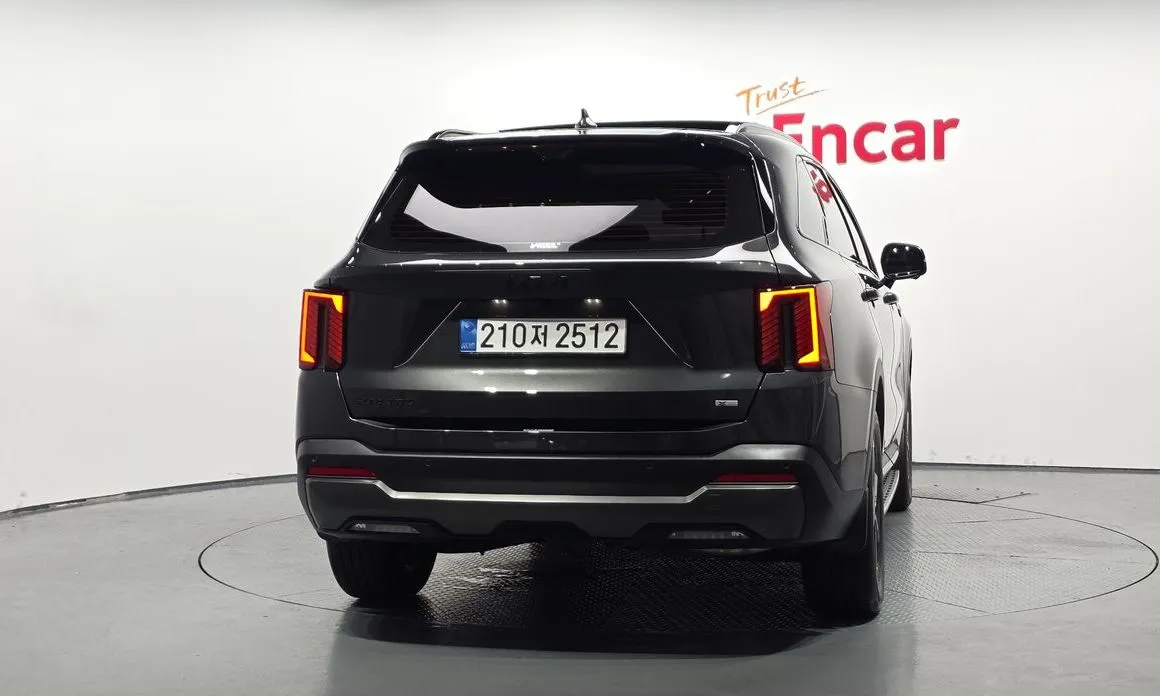 Kia Sorento — фото 4