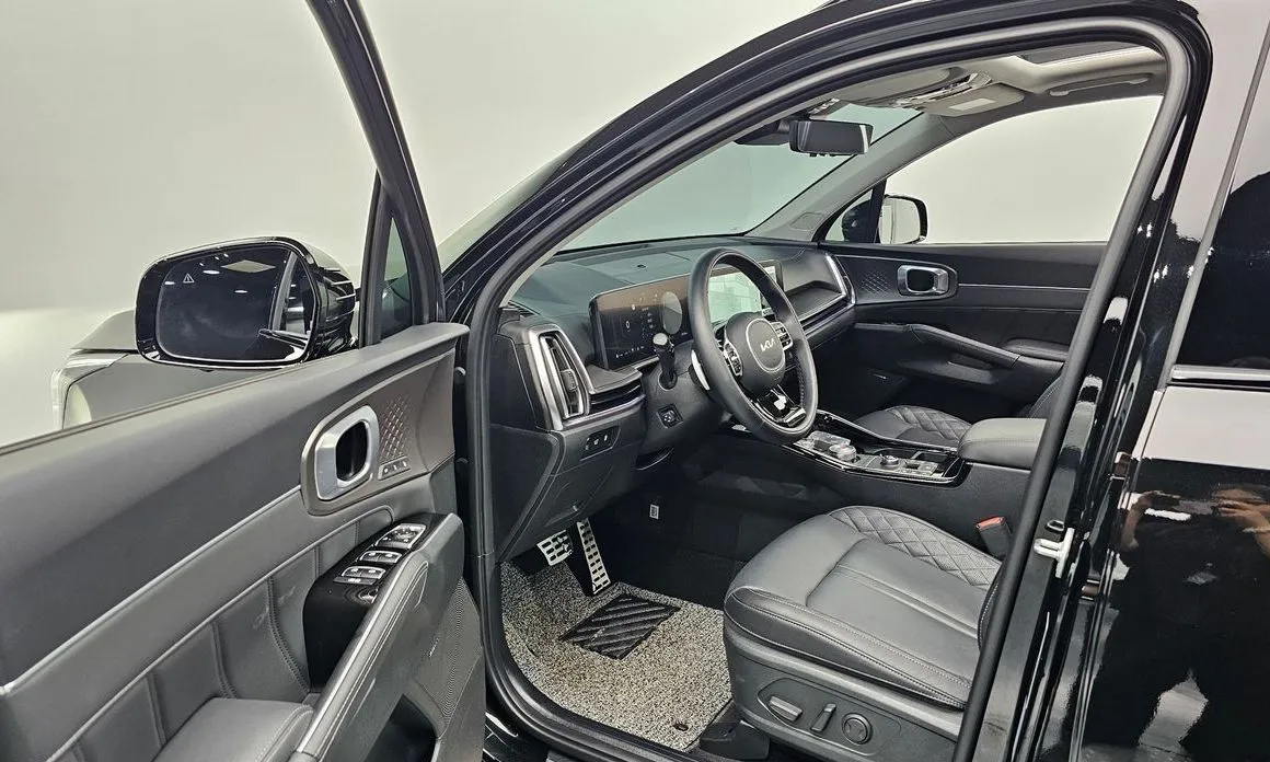 Kia Sorento — фото 10