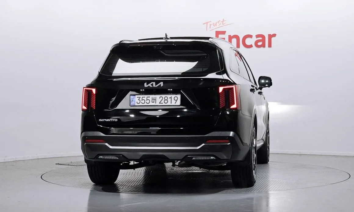 Kia Sorento — фото 5