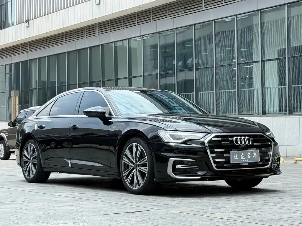 Audi A6L — фото 9