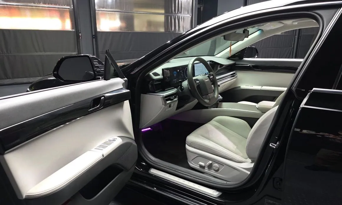 Hyundai Grandeur 2023 из KR, фото 6