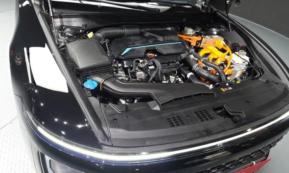 Hyundai Grandeur 2023 из KR, фото 9