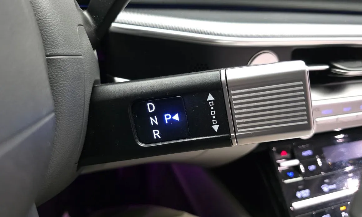Hyundai Grandeur 2023 из KR, фото 5