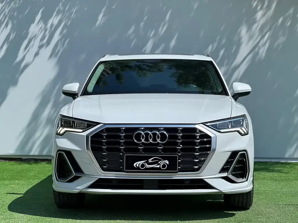 Audi Q3 — фото 3