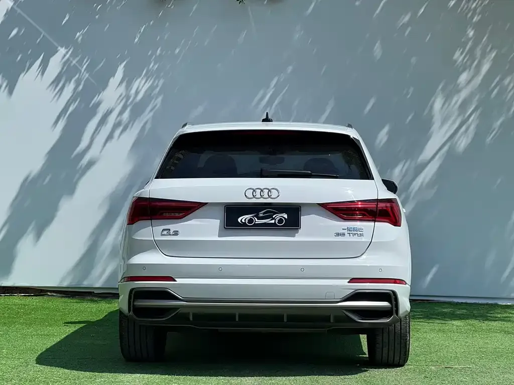 Audi Q3 — фото 2
