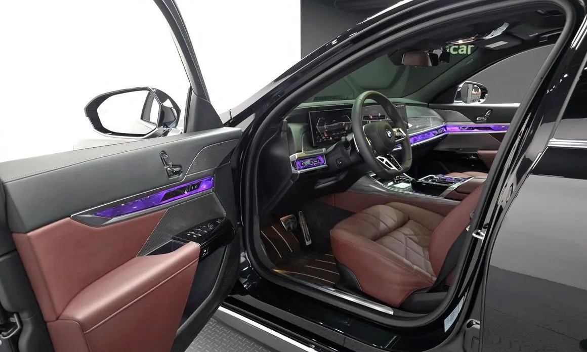 BMW 7-Series 2024 из KR, фото 9