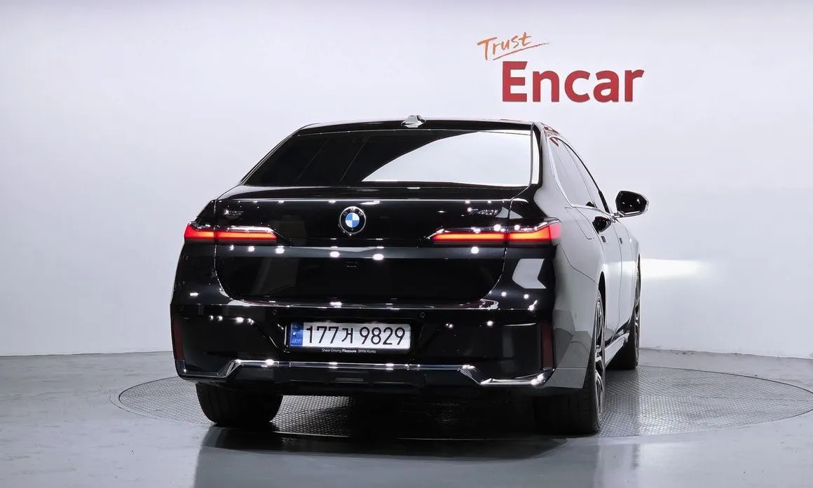 BMW 7-Series 2024 из KR, фото 4