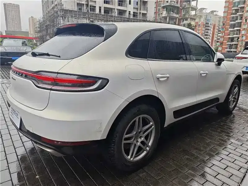 Porsche Macan — фото 10