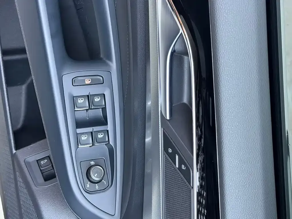 Volkswagen Passat — фото 6