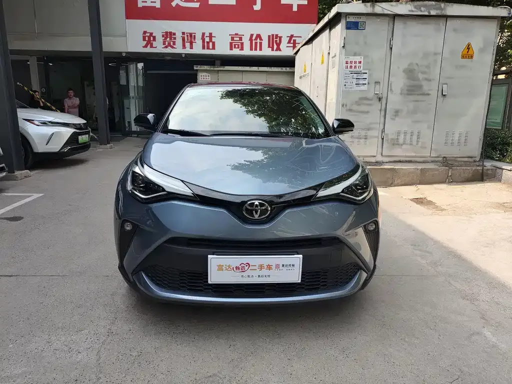 Toyota C-HR — фото 6
