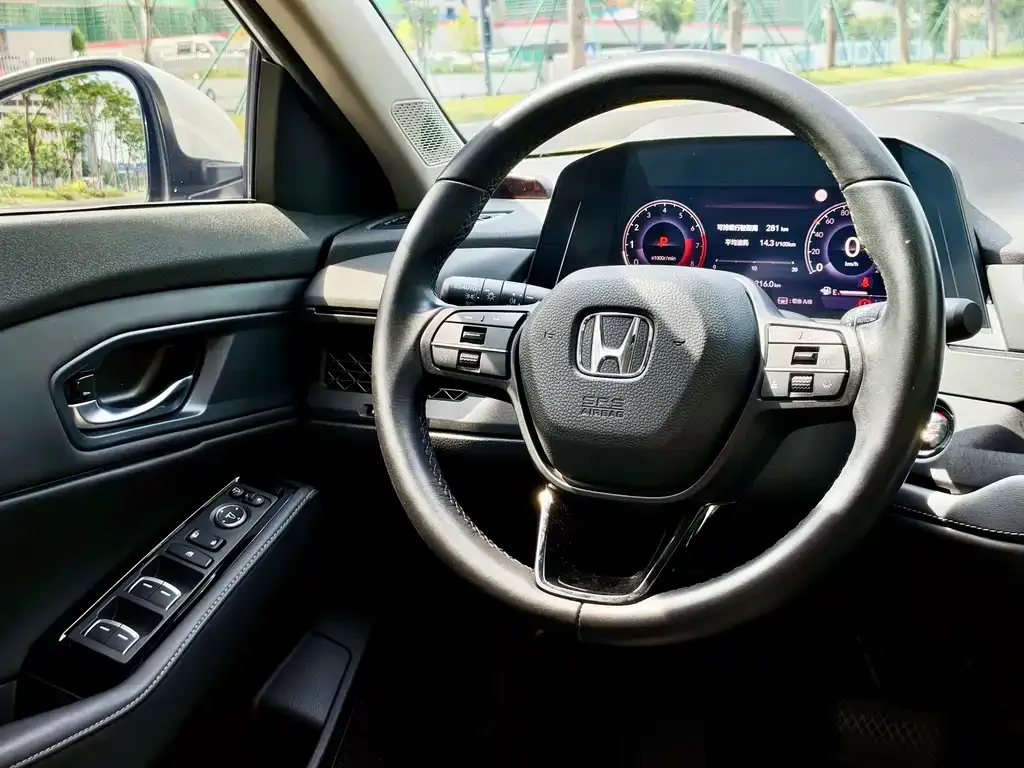 Honda Accord 2024 из CN, фото 2