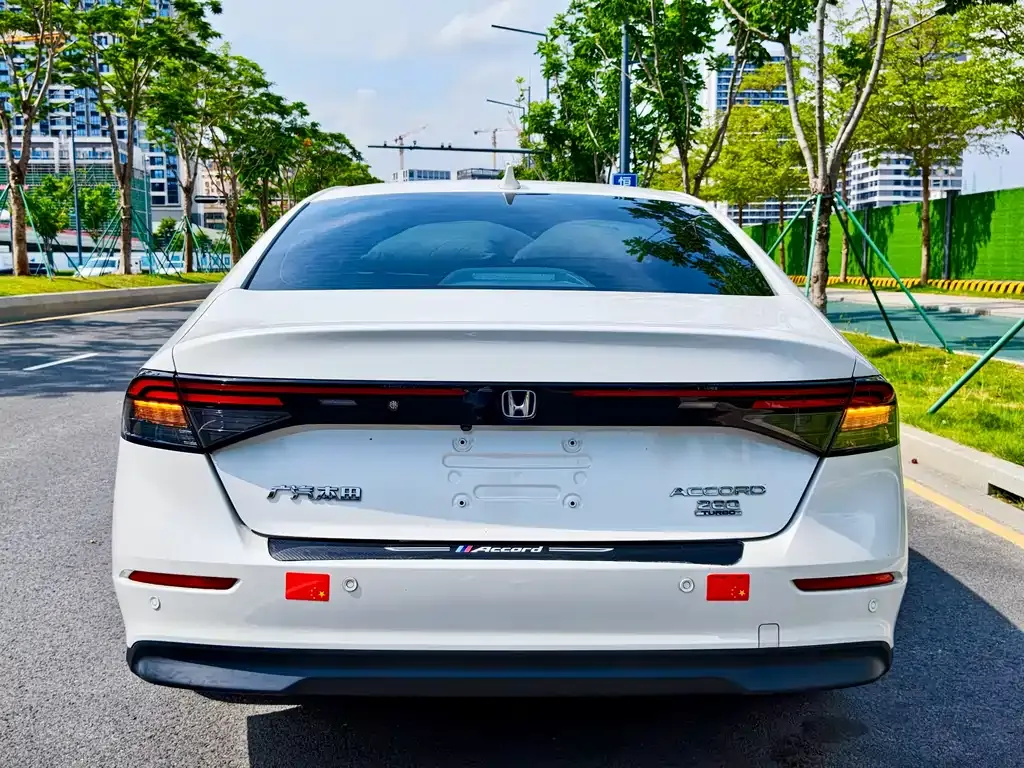 Honda Accord 2024 из CN, фото 9