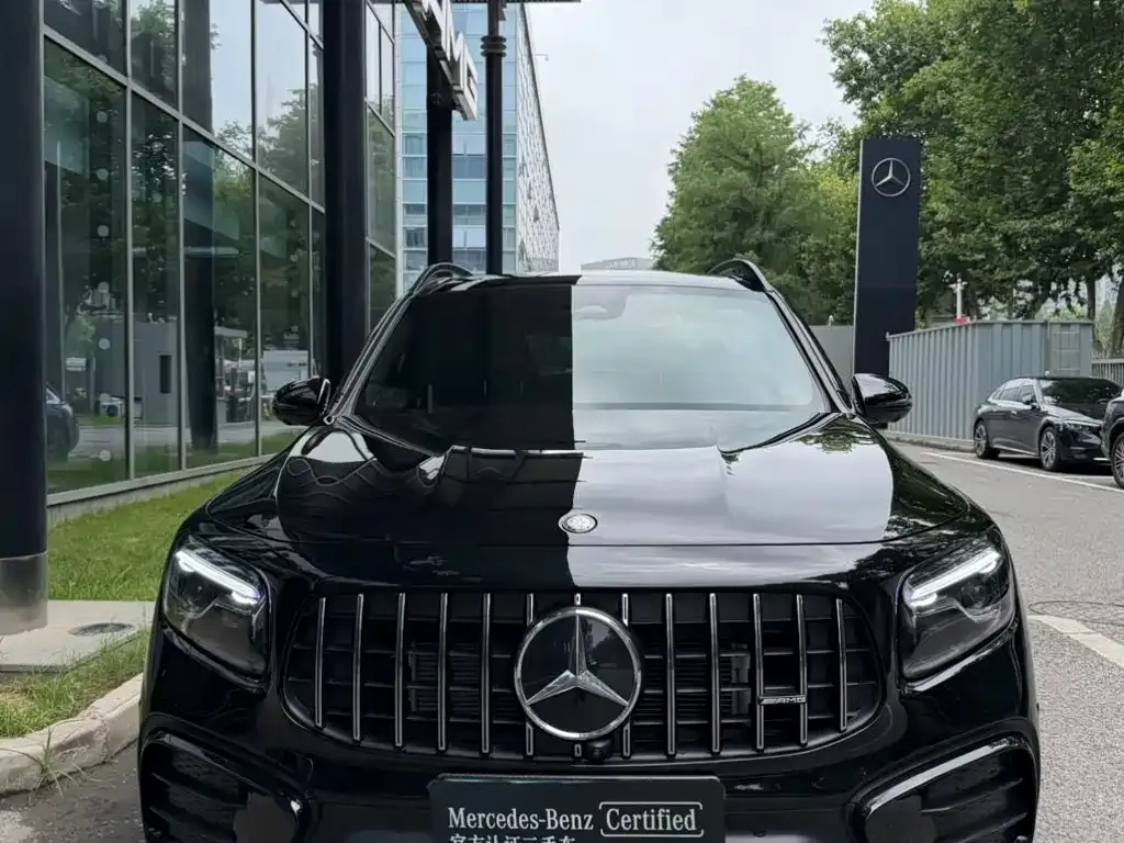 Mercedes-Benz GLB AMG — фото 4