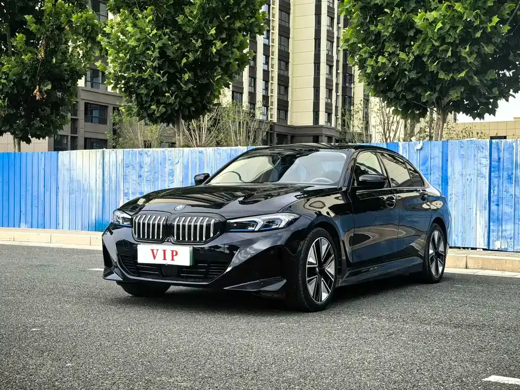 BMW i3 — фото 1
