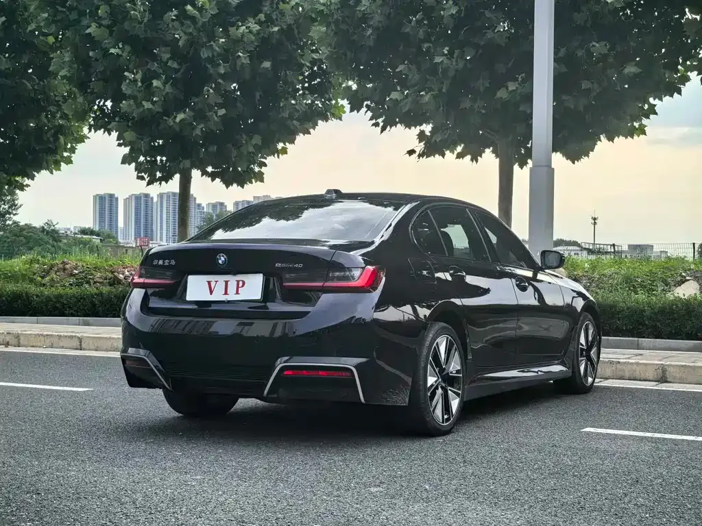 BMW i3 — фото 7