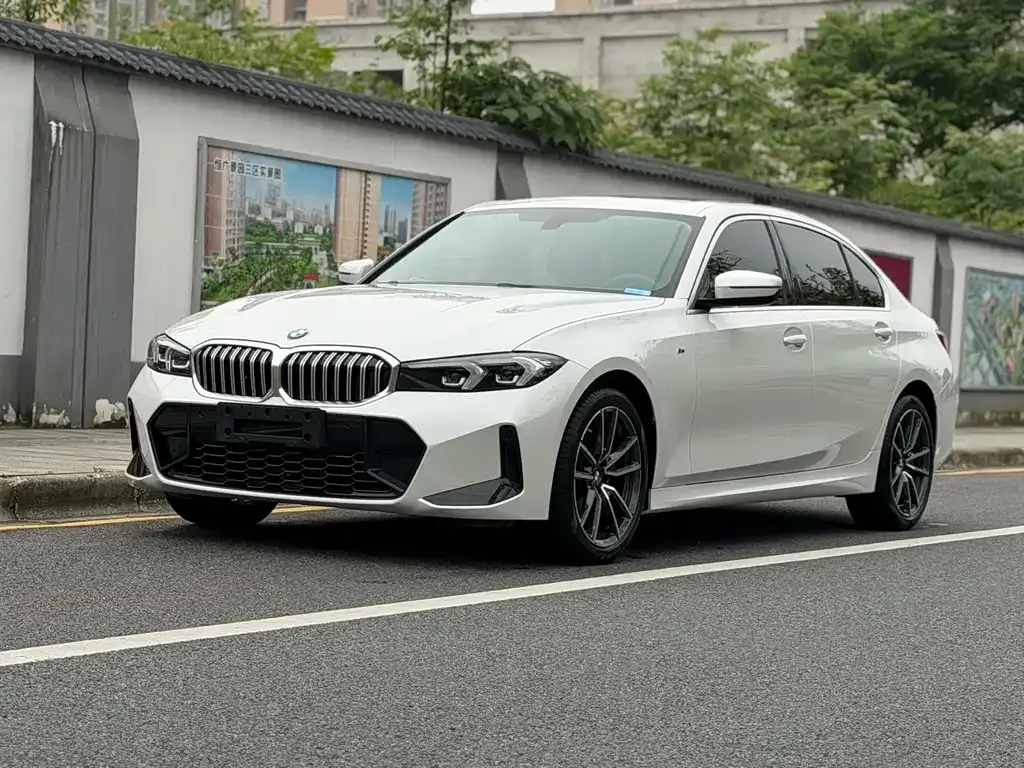BMW 3 Series — фото 1
