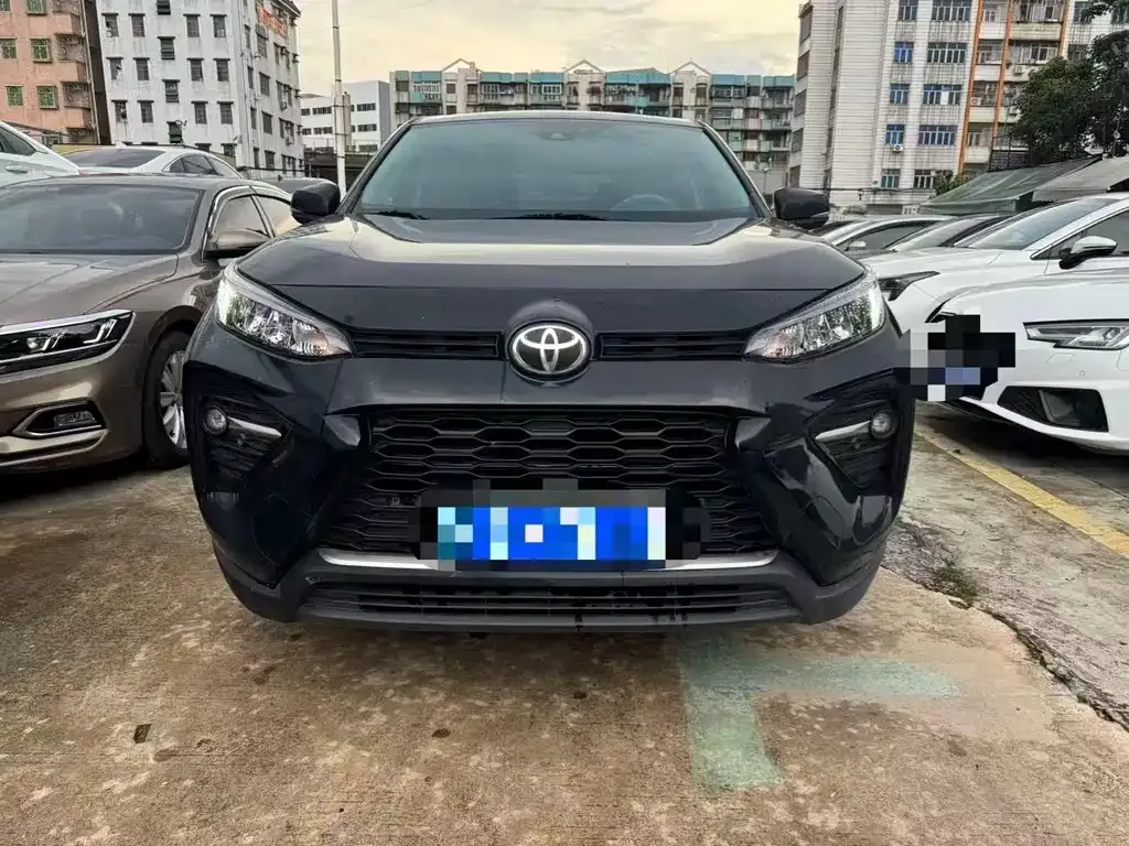Toyota Wildlander — фото 10