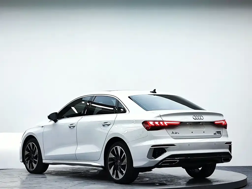 Audi A3 — фото 7