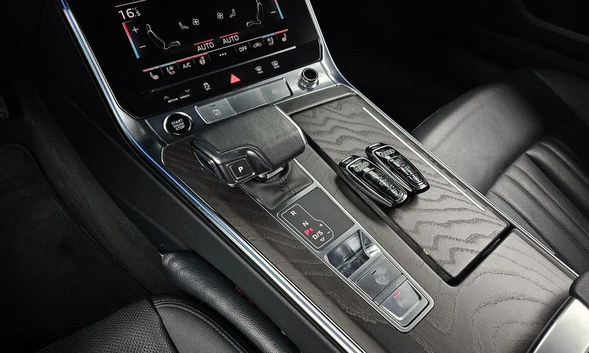 Audi A6 — фото 9
