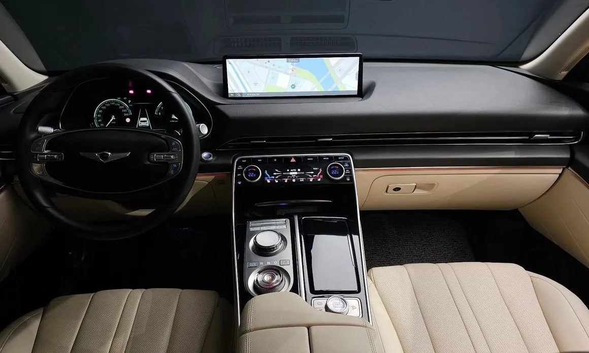 Genesis GV80 — фото 10