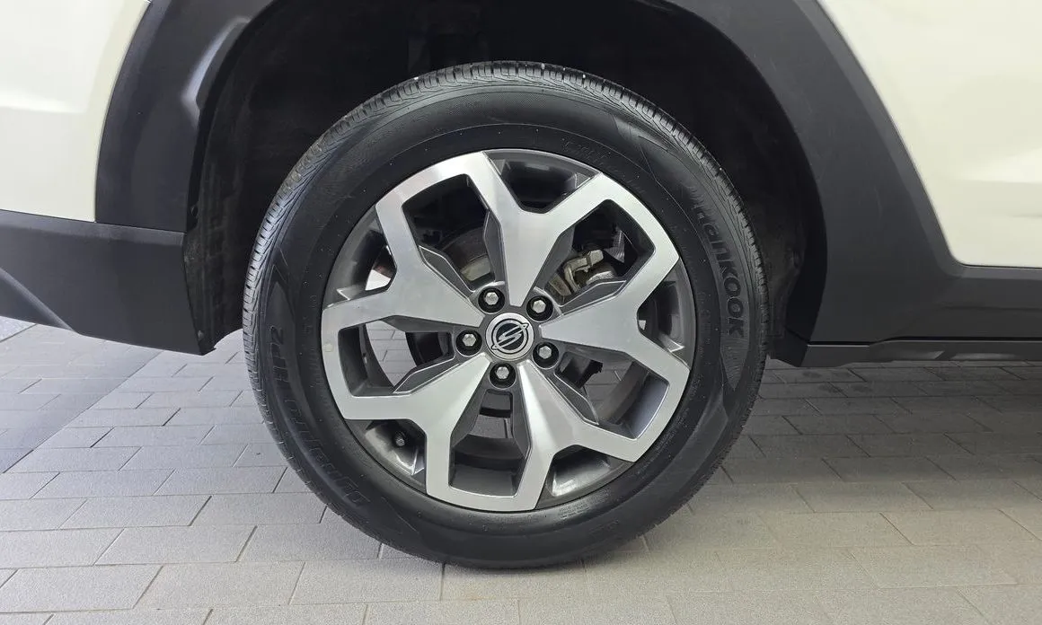 KG Mobility (Ssangyong) Torres — фото 10