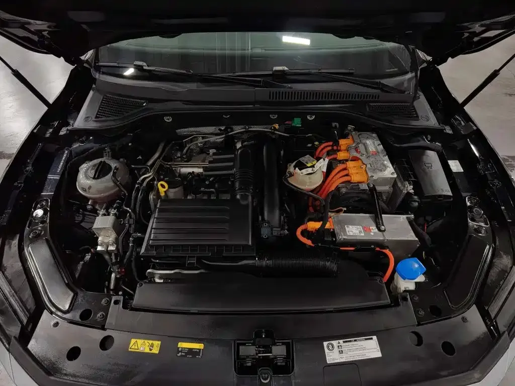 Volkswagen 帕萨特插电混动 — фото 9