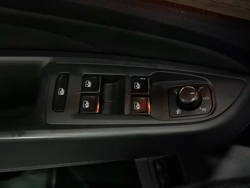 Volkswagen 帕萨特插电混动 — фото 7