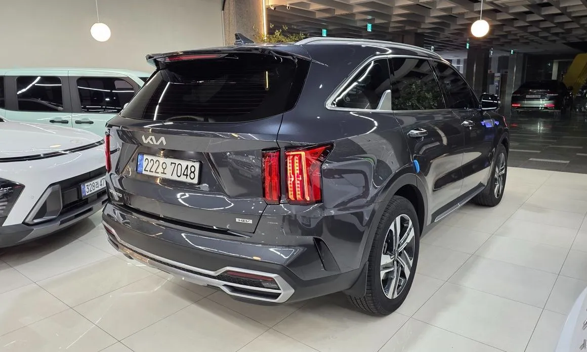 Kia Sorento — фото 6