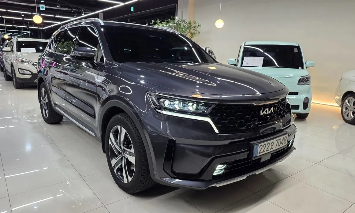 Kia Sorento — фото 9
