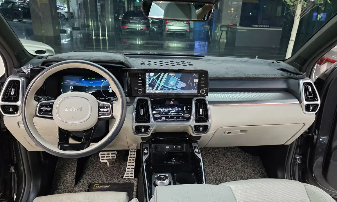 Kia Sorento — фото 7
