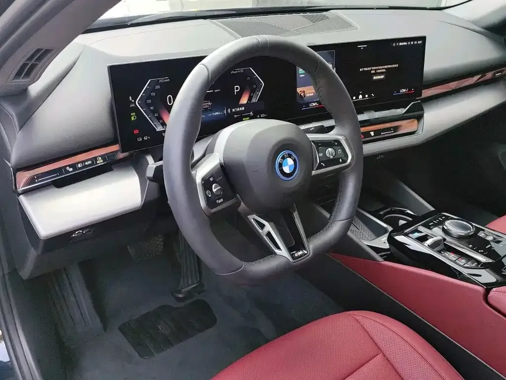 BMW i5 — фото 10