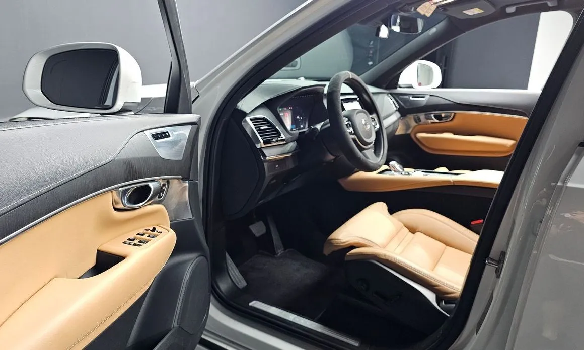 Volvo XC90 — фото 4