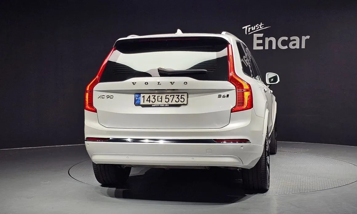 Volvo XC90 — фото 10
