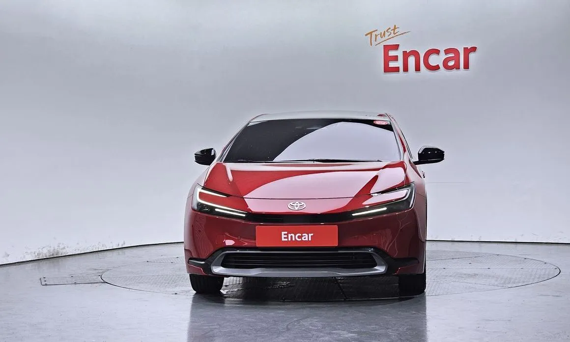 Toyota Prius 2024 из KR, фото 8