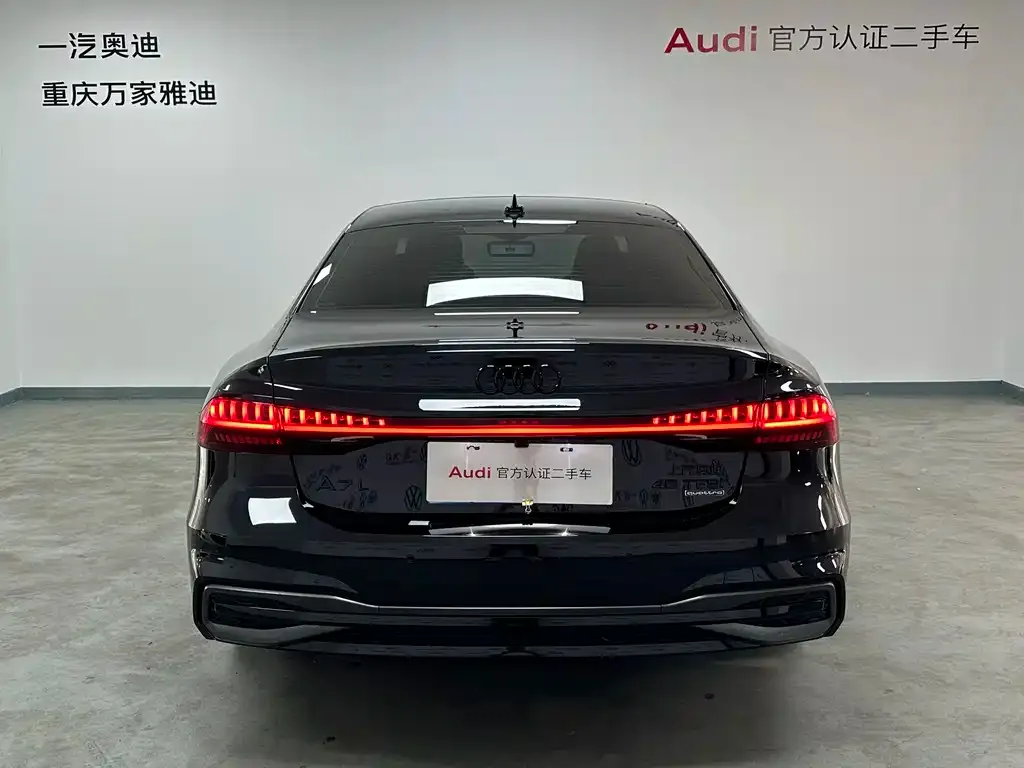 Audi A7L — фото 10