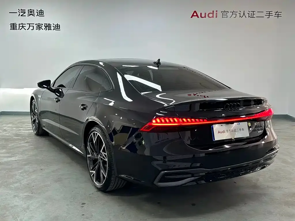Audi A7L — фото 2