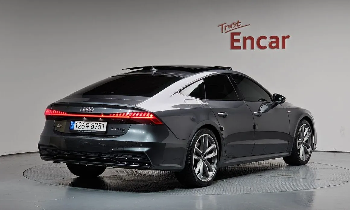 Audi A7 — фото 5