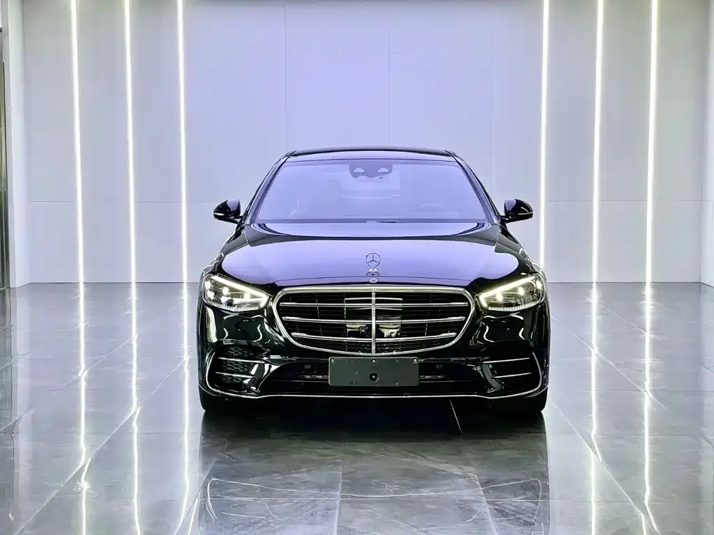 Mercedes-Benz S-Class — фото 1