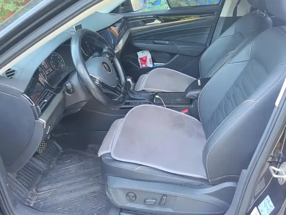 Volkswagen Passat — фото 7