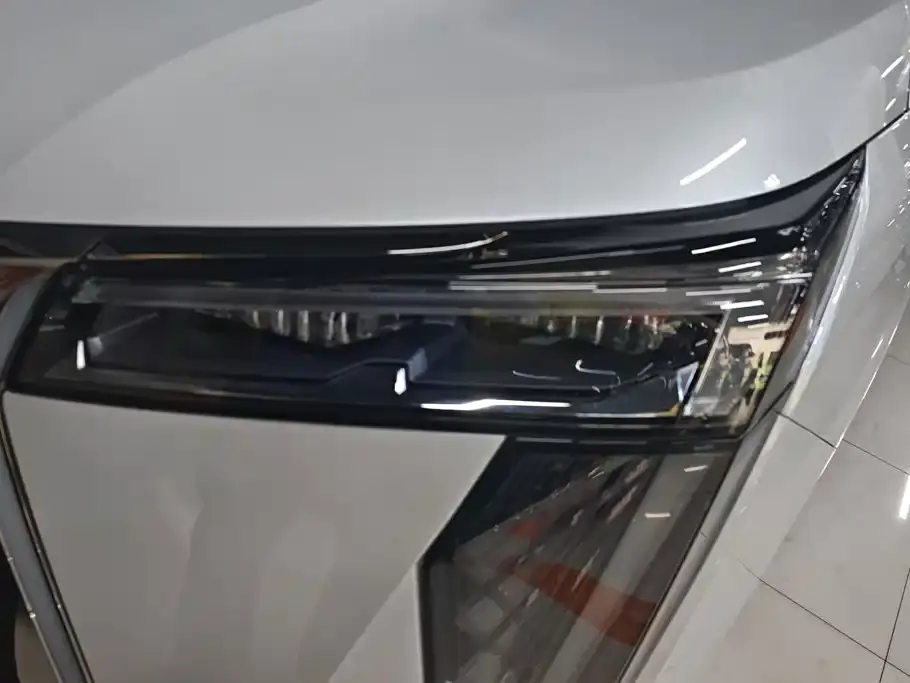 GAC Motor Trumpchi M8 — фото 4