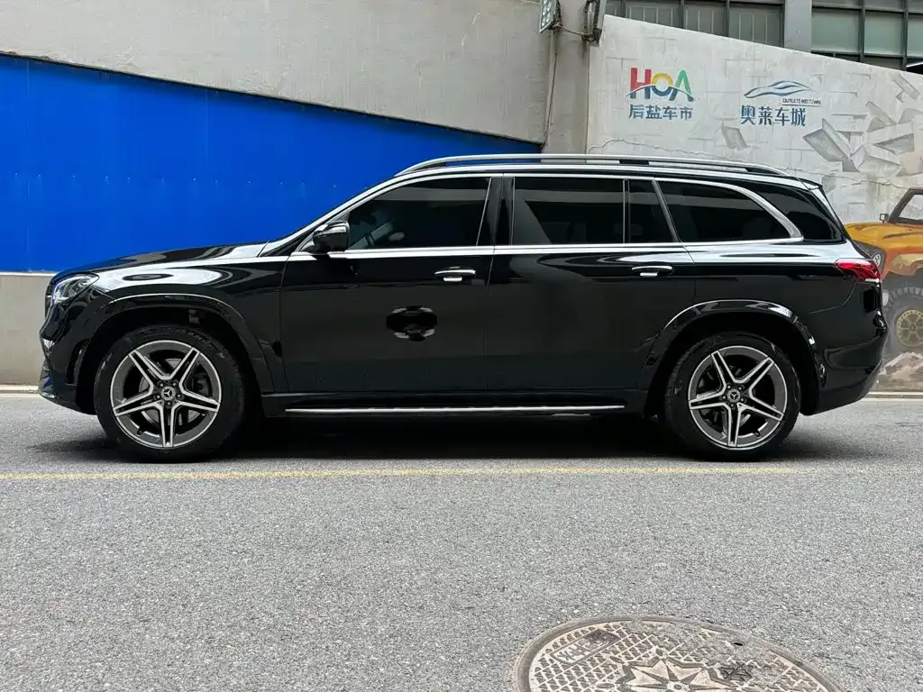 Mercedes-Benz GLS — фото 6