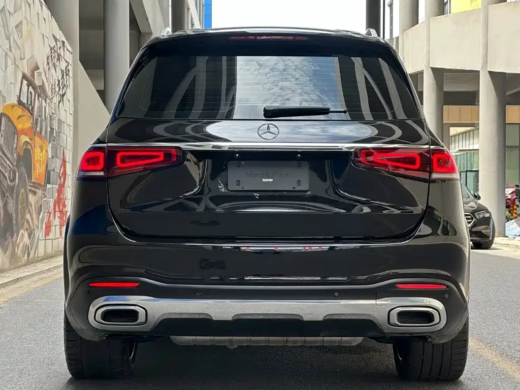Mercedes-Benz GLS — фото 5