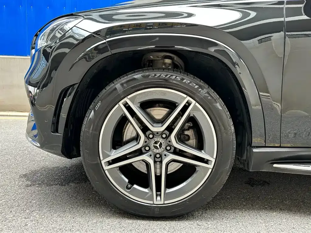 Mercedes-Benz GLS — фото 4
