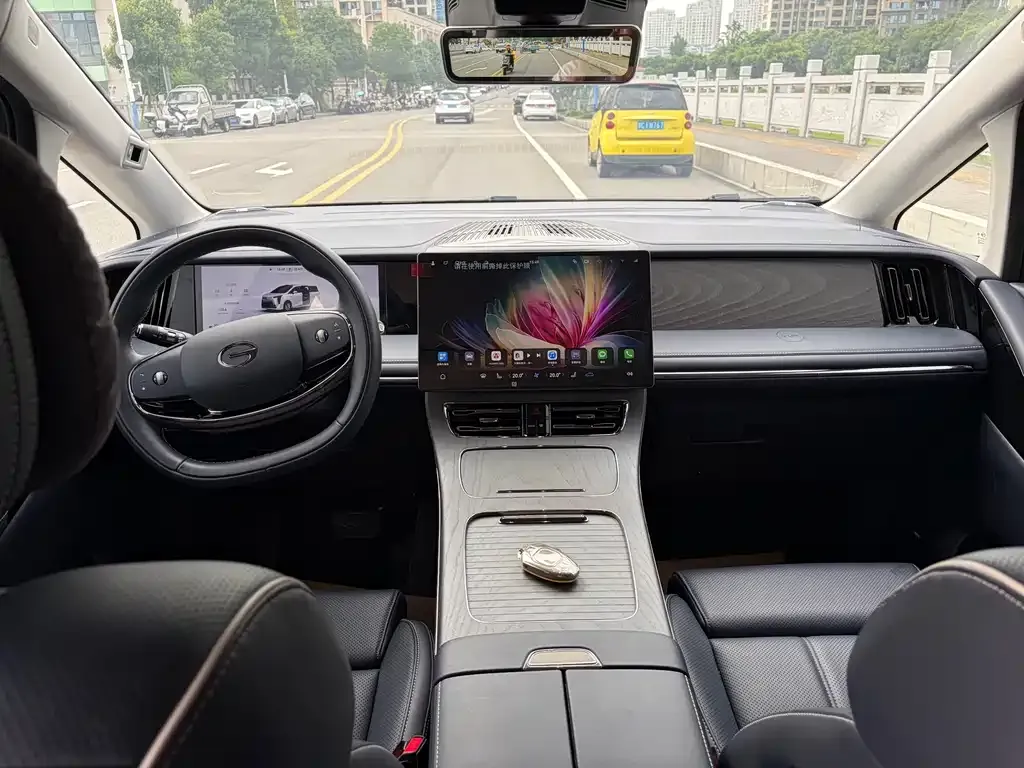 GAC Motor Trumpchi M8 — фото 10