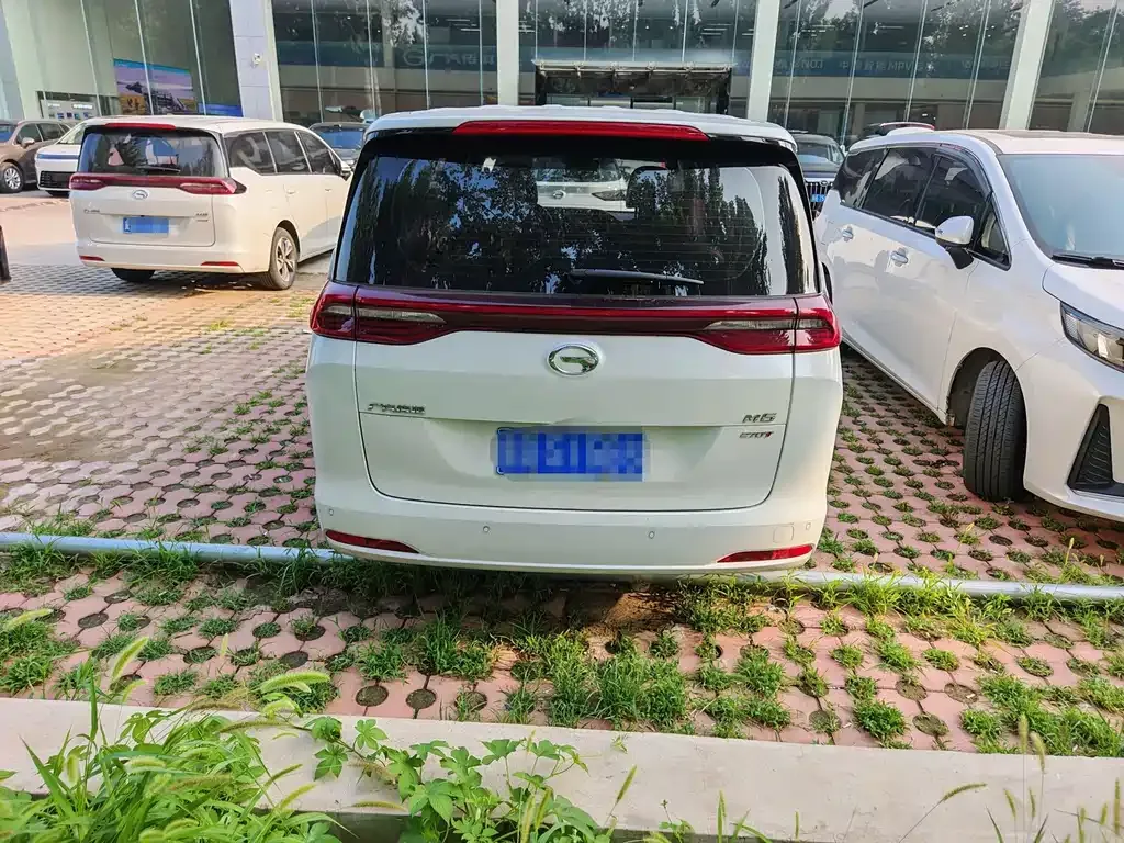 GAC Motor Trumpchi M6 — фото 10
