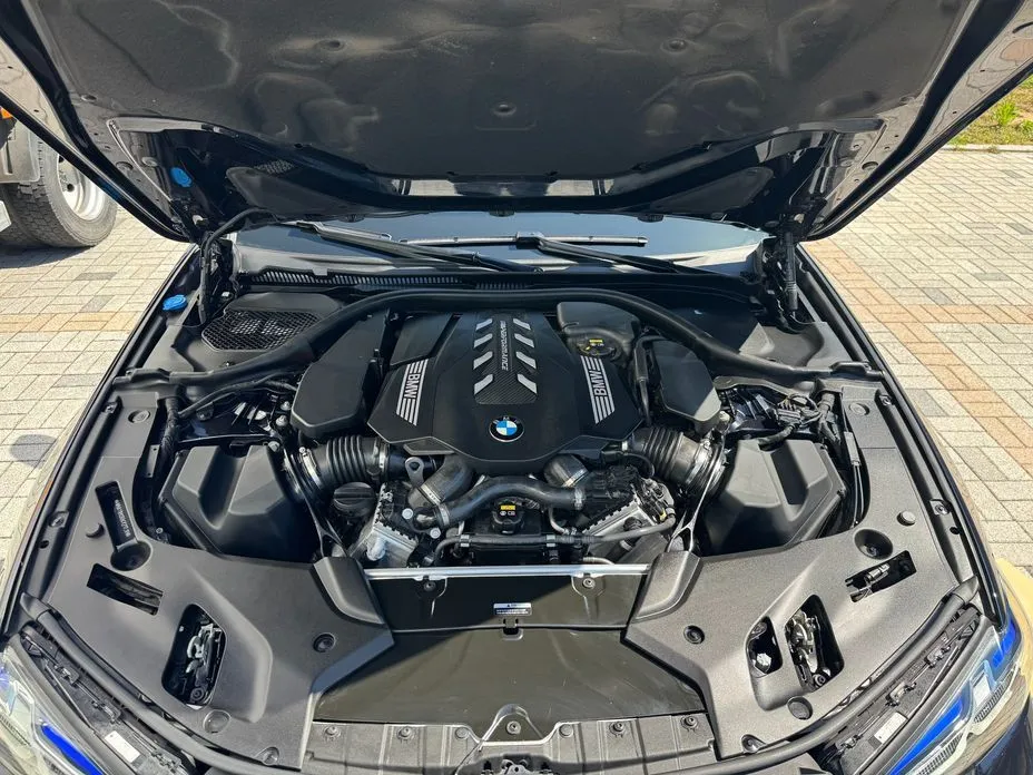 BMW 5-Series 2022 из KR, фото 9