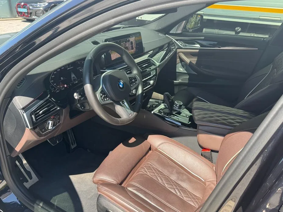 BMW 5-Series 2022 из KR, фото 7