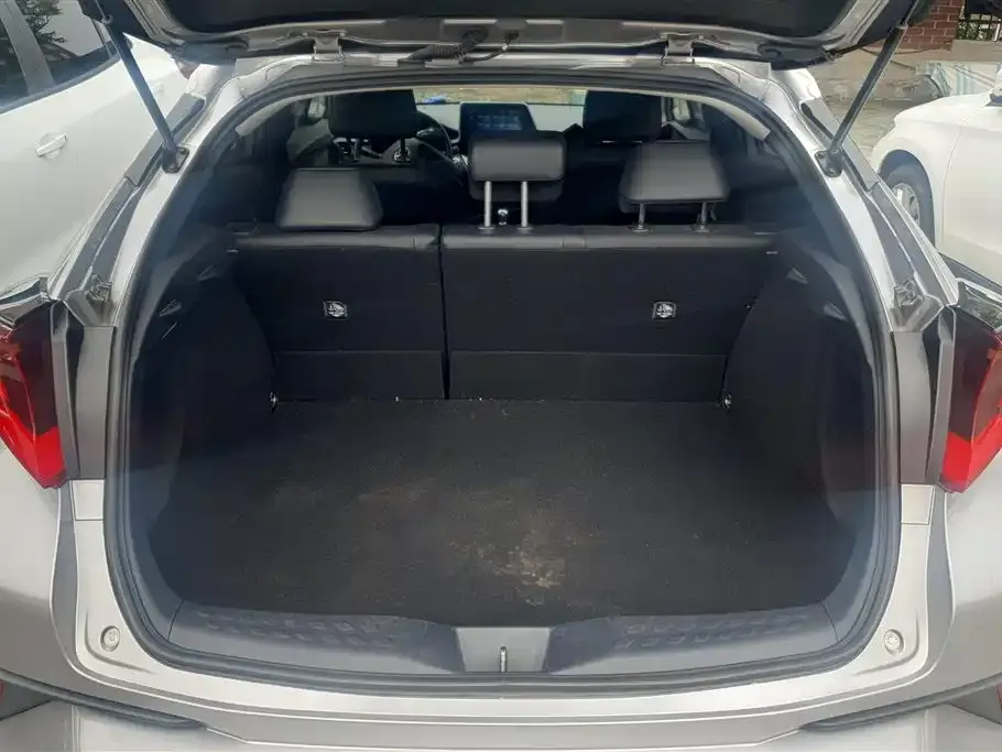 Toyota IZOA 2022 из CN, фото 5