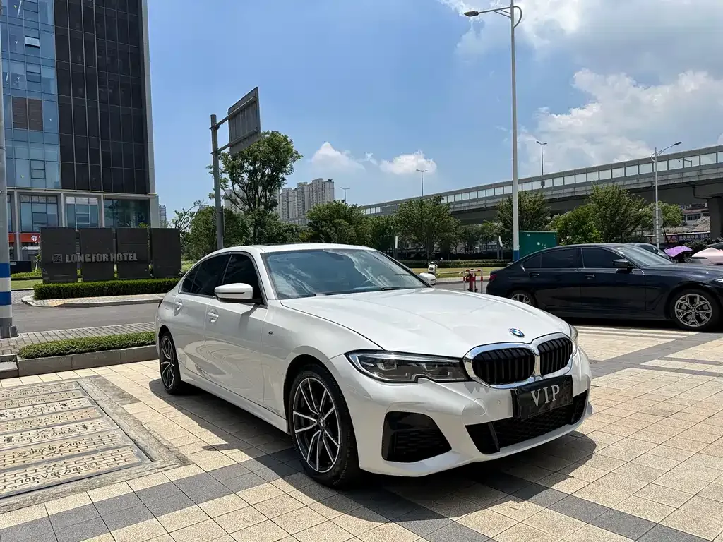 BMW 3 Series 2021 из CN, фото 10