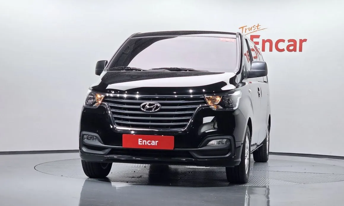Hyundai Starex — фото 6